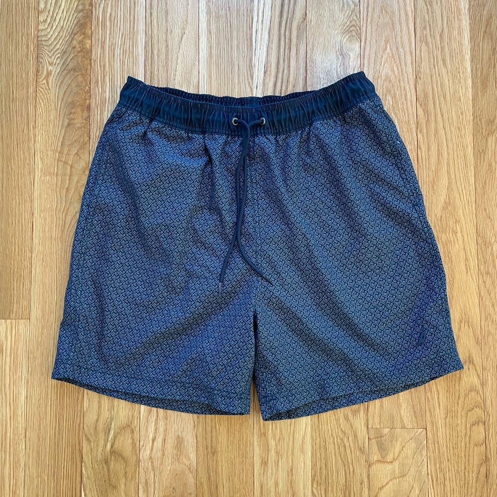 Nautica Abstract Geometric Pattern Navy Blue Swim Shorts Trunks Men’s Medium